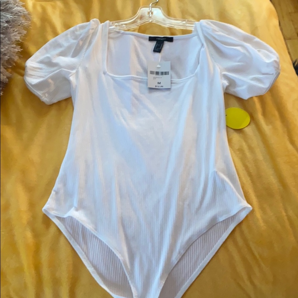 Super cute puff sleeve bodysuit